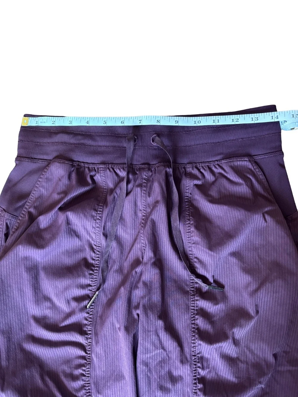Lululemon Studio mid-rise Jogger size 6 color purple